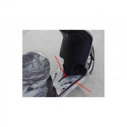 PLASTICA NERA POGGIAPIEDI CENTRALE - bici elettrica scooter sky II tipo z-tech