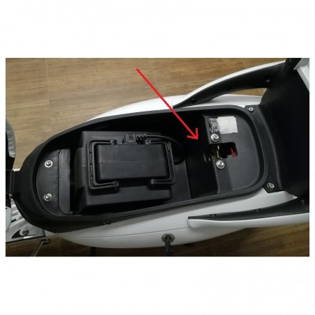 PLASTICA SOTTO SELLA - bici elettrica scooter sky II tipo z-tech