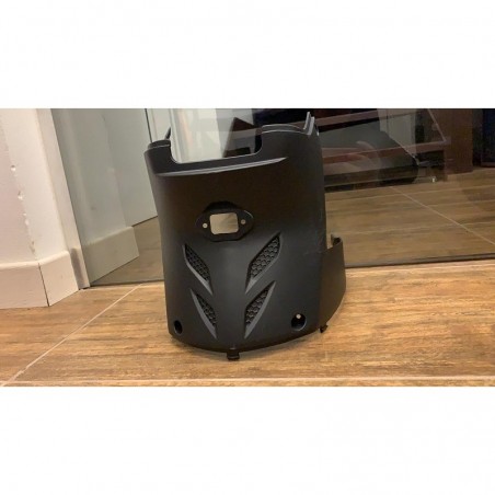 PLASTICA CENTRALE SOTTO SELLA LATO SPINA CARICA PER SCOOTER ELETTRICO SKY II