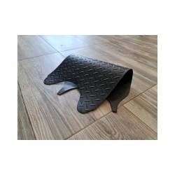 TAPPETO IN GOMMA COPRI POGGIAPIEDI CENTRALE SCOOTER ELETTRICO SKY II tipo REVENGE